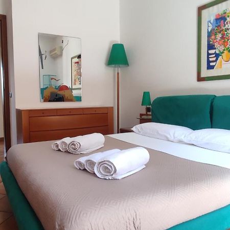 Ruggero House Apartment Чефалу Екстериор снимка